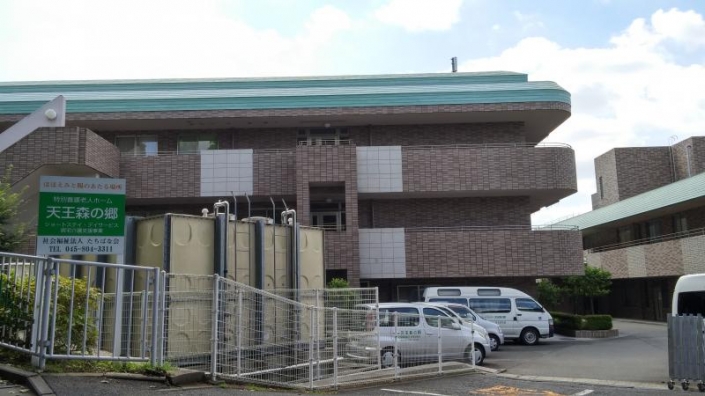 <tr><th>工事名</th><td>【神奈川県】特別養護老人ホーム天王森の郷GHP更新工事</td></tr>